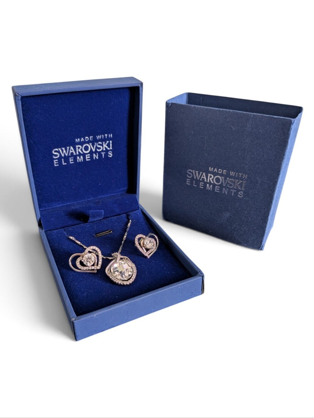 Swarovski Elements Silver Oval Pendant & Heart Earrings Set